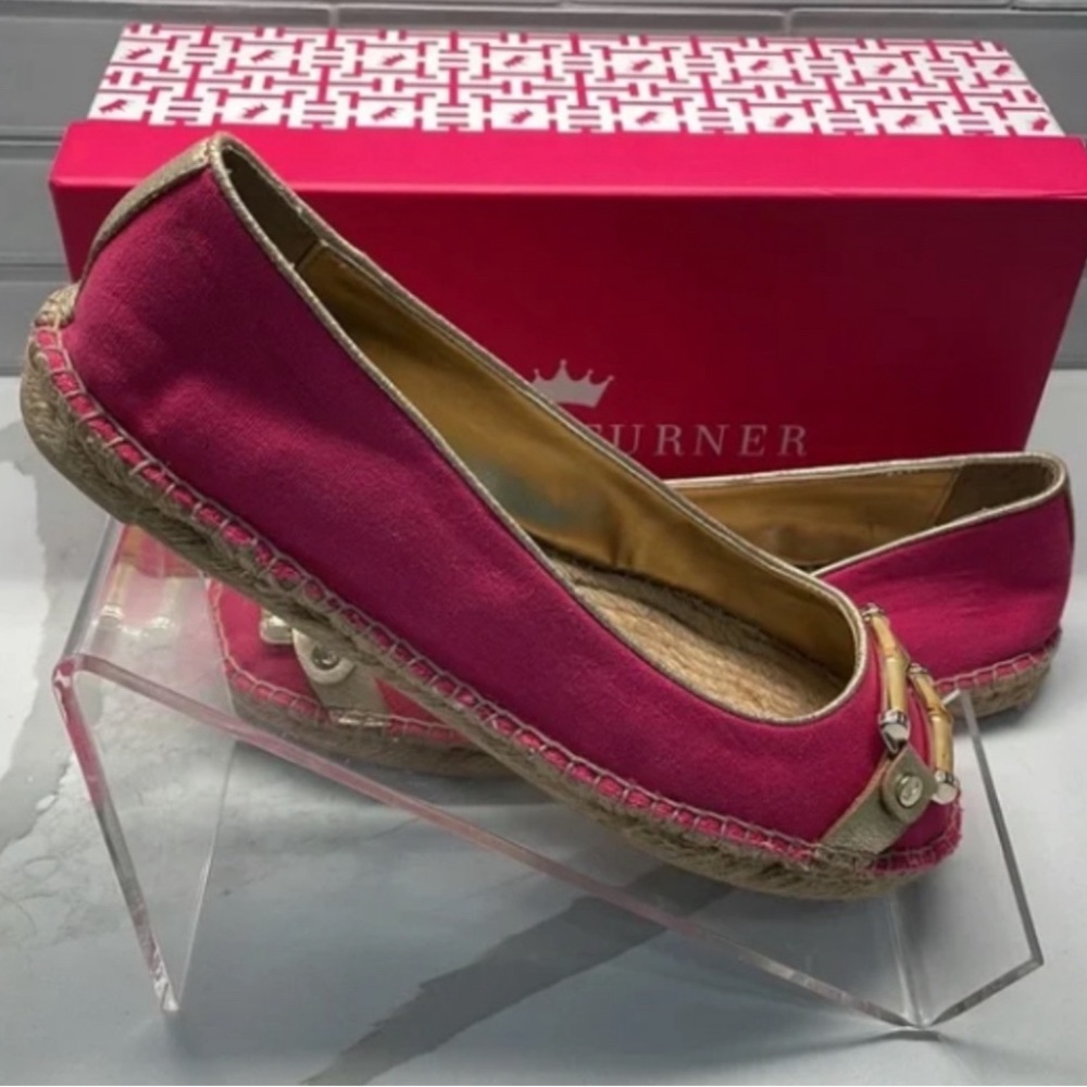 Elaine Turner pink flats